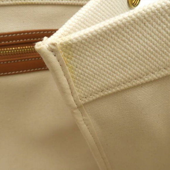 Celine Horizontal Hippo Tote - Picture 8 of 9